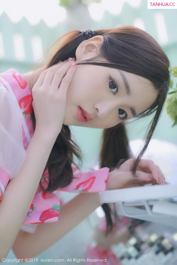 沈梦瑶  性感女神沈梦瑶 空乘制服草莓内衣第45张图片
